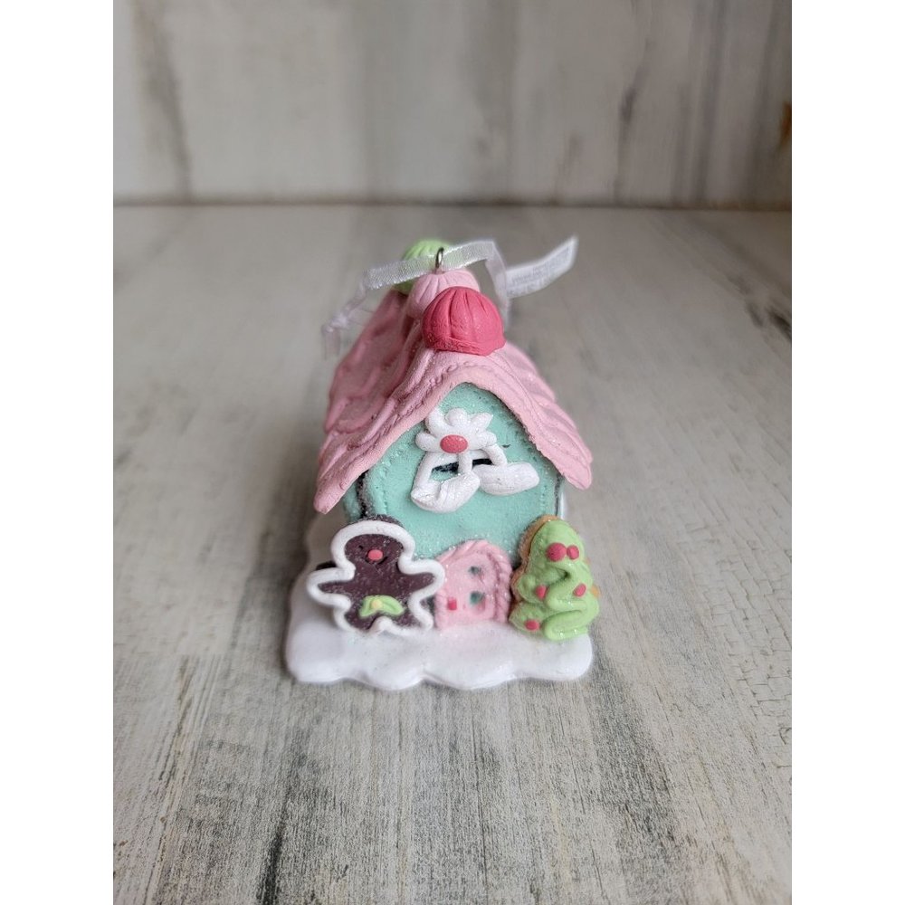 Enchanted Forest mini light up Gingerbread House glitter ornament Xmas